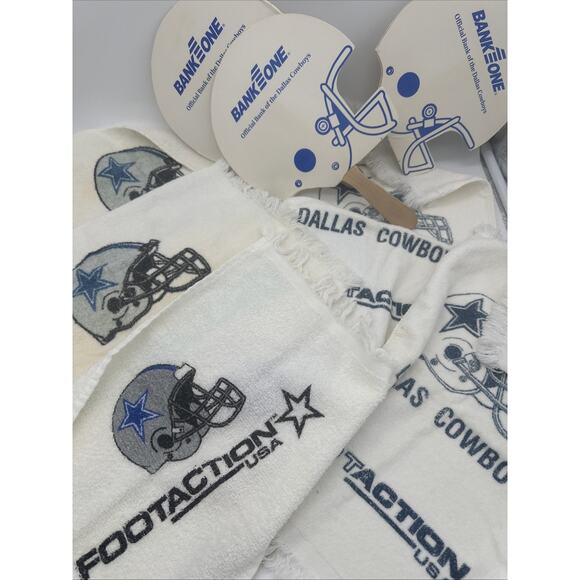 Lot Of Vintage 96/97 Dallas Cowboys Victory Towels And Bank One Fans - Picture 1 of 8